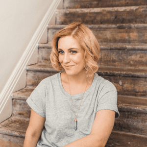 Laura Thomas
